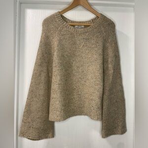 Madewell Crew Neck Pullover Sweater with Fluted Sleeves in Oatmeal Beige. Size M